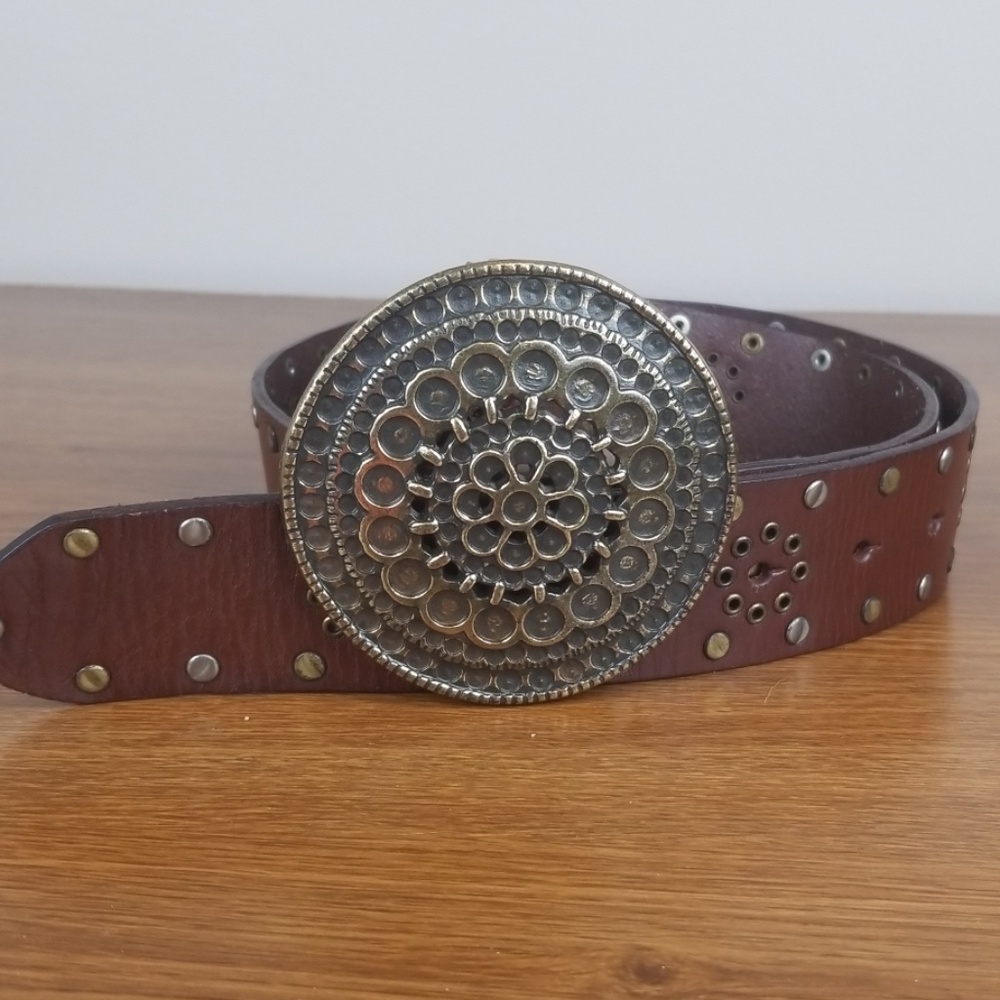 Nine West genuine leather brown belt, large buckle